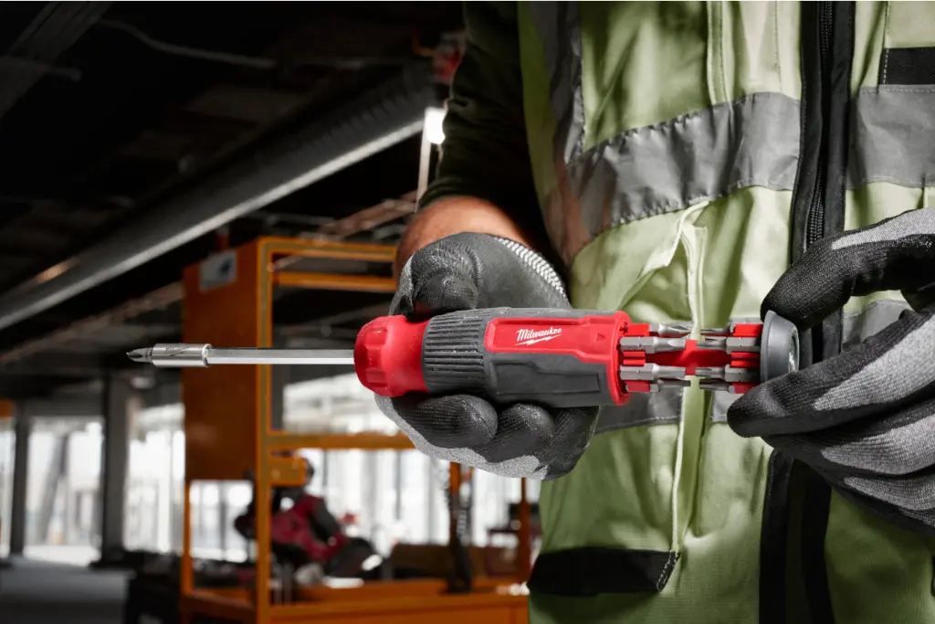 Surubelnita cu clichet 14 in 1 (2).webp