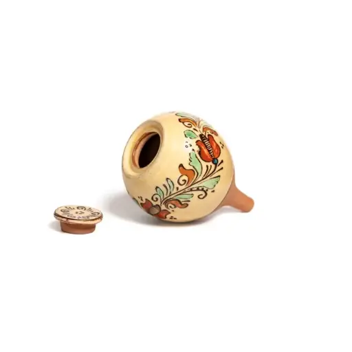 [8000386] Lutoya M Traditional